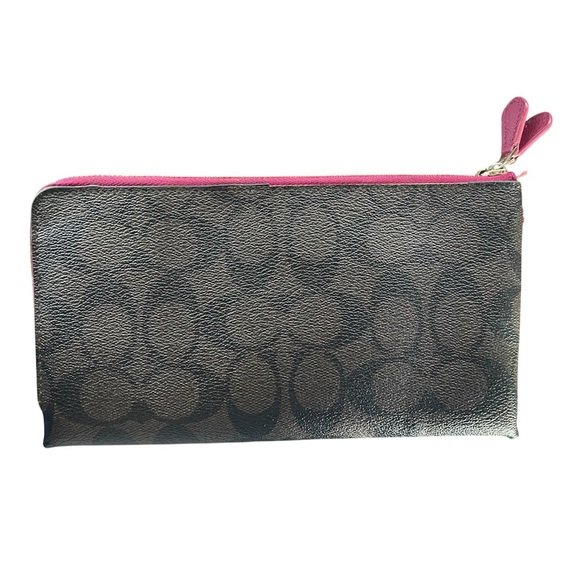Coach Brown Signature Wristlet with Pink Trim and Gold Plaque - Picture 2 of 7